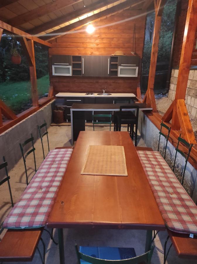 Guest House Milena 자블야크 외부 사진
